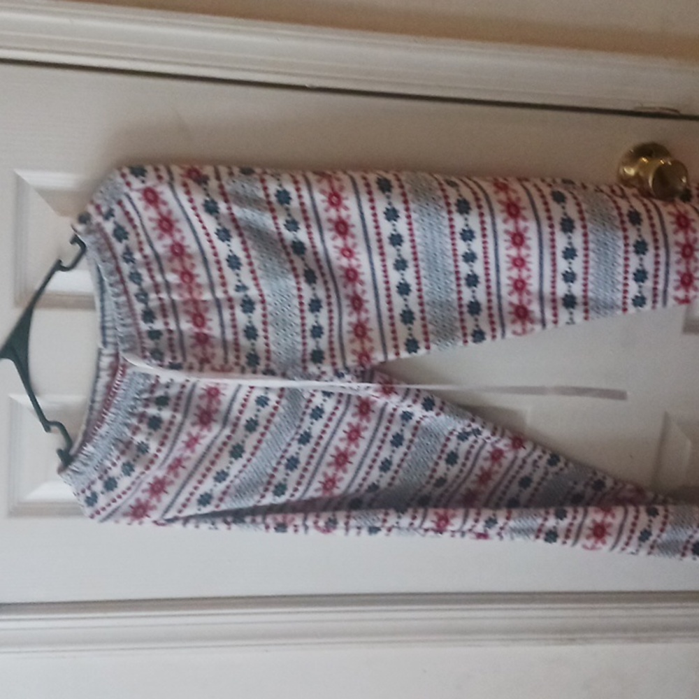 Adonna size small women's pajamas.